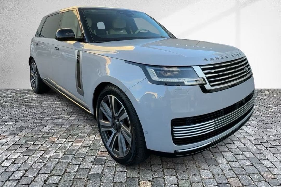 2025 Land Rover Range Rover SV